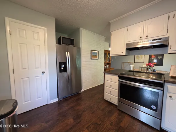 $1,700 | 707 Little John Avenue, Jacksonville, NC 28546