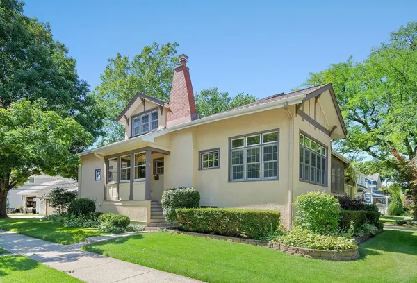 $779,000 | 54 North Malden Avenue, La Grange, IL 60525