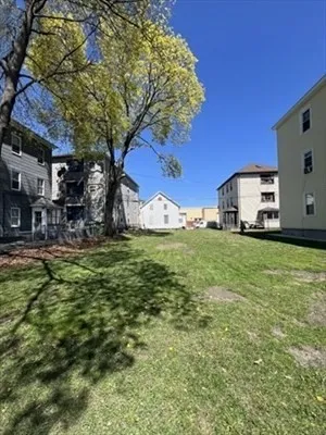 a house view with garden space