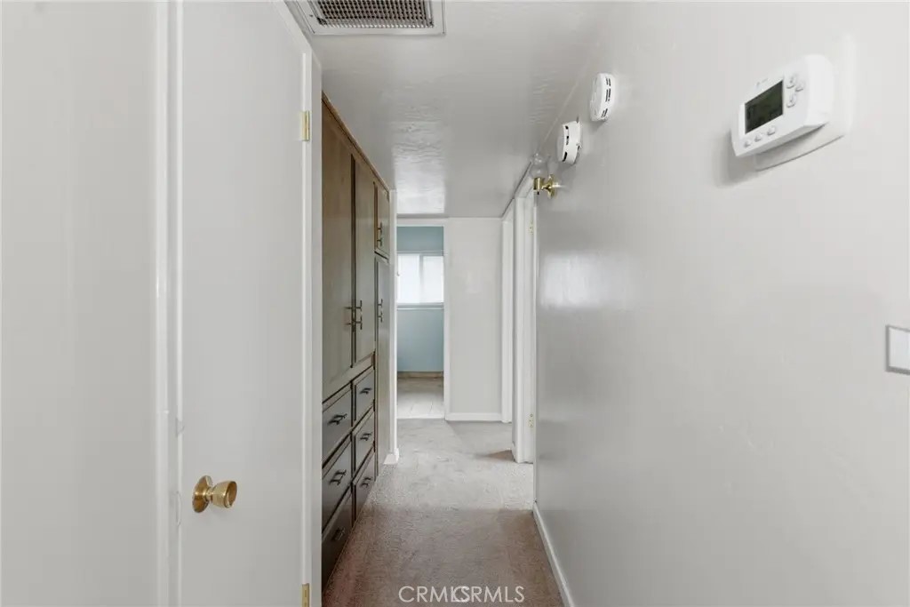 2413 Cheshire Drive Bakersfield, CA 93309 - Photo 12 of 31