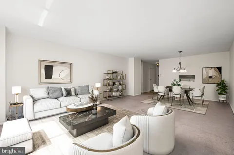 $225,000 | 1901 John F Kennedy Boulevard, Unit 913, Philadelphia, PA 19103