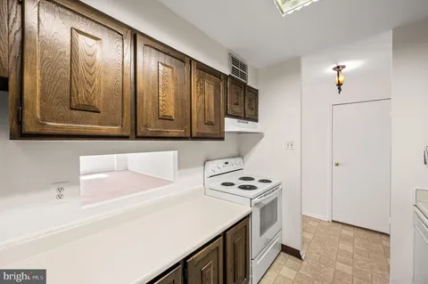 $225,000 | 1901 John F Kennedy Boulevard, Unit 913, Philadelphia, PA 19103
