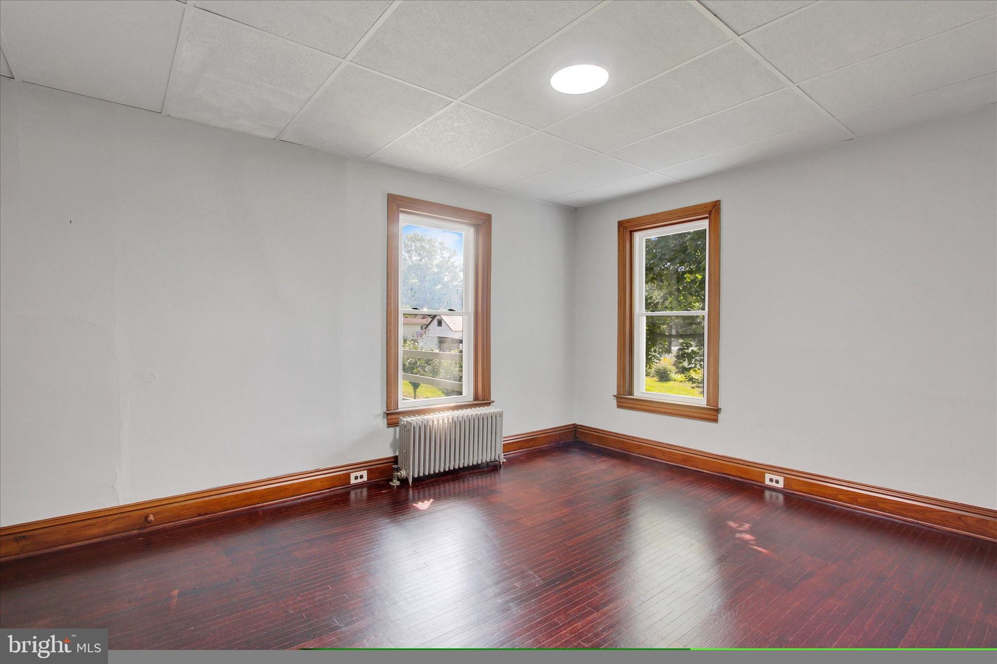 2481 Broad Street York, PA 17408 - Photo 23 of 37 2nd floor Bed #2