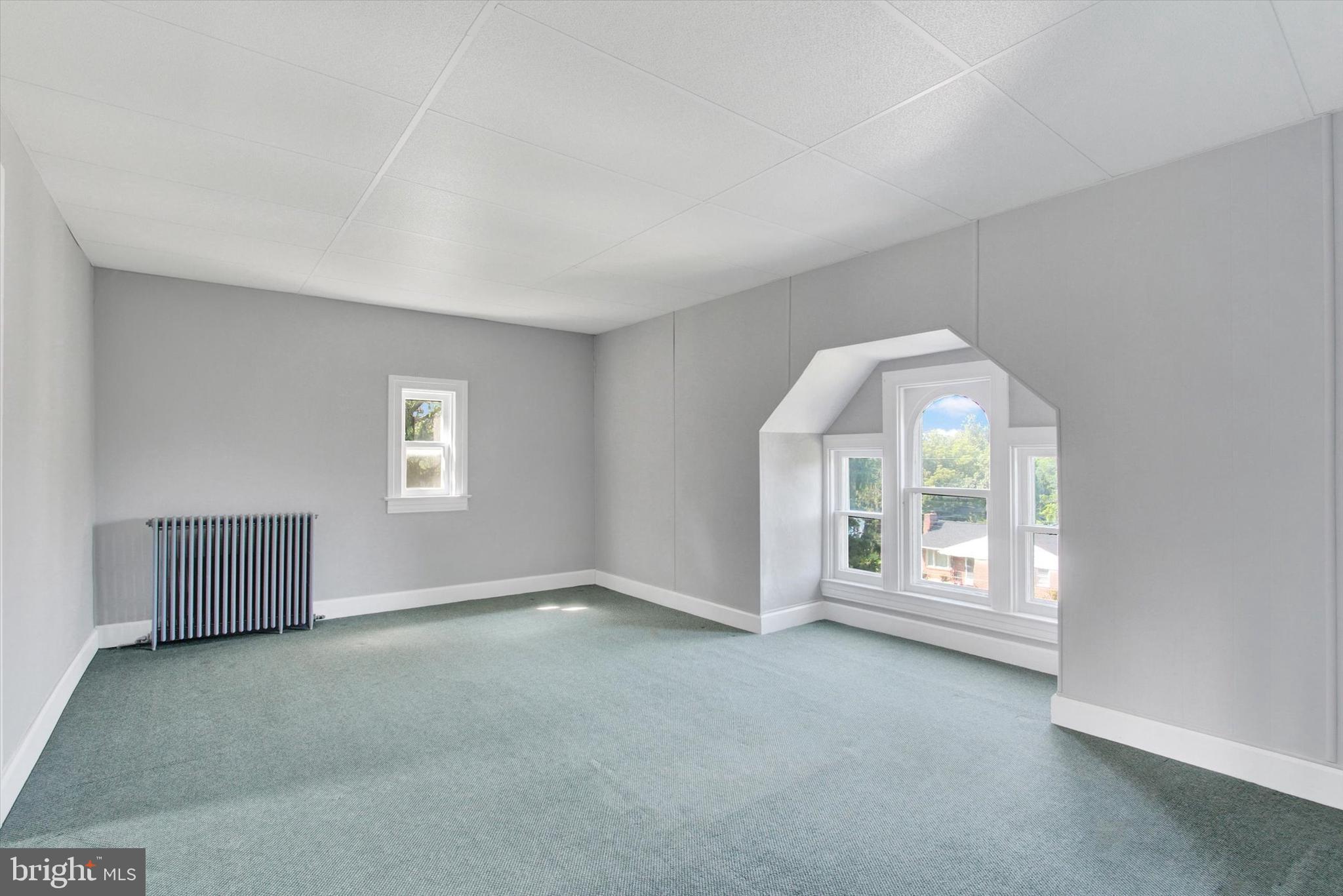 2481 Broad Street York, PA 17408 - Photo 29 of 37 3rd Floor Bed #4