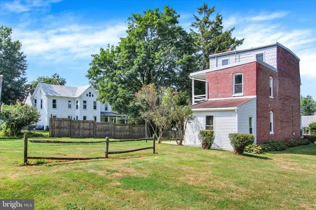 $304,900 | 2481 Broad Street, York, PA 17408