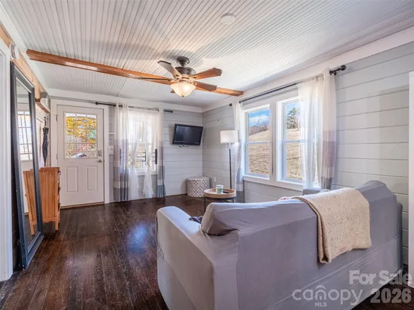 $675,000 | 70 Vintage Place, Canton, NC 28716