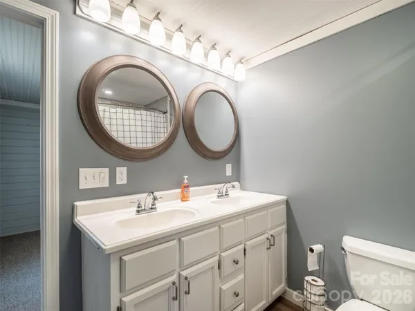 $675,000 | 70 Vintage Place, Canton, NC 28716