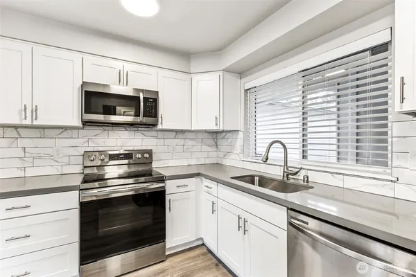 $499,950 | 1131 115th Street Southwest, Unit I4, Everett, WA 98204