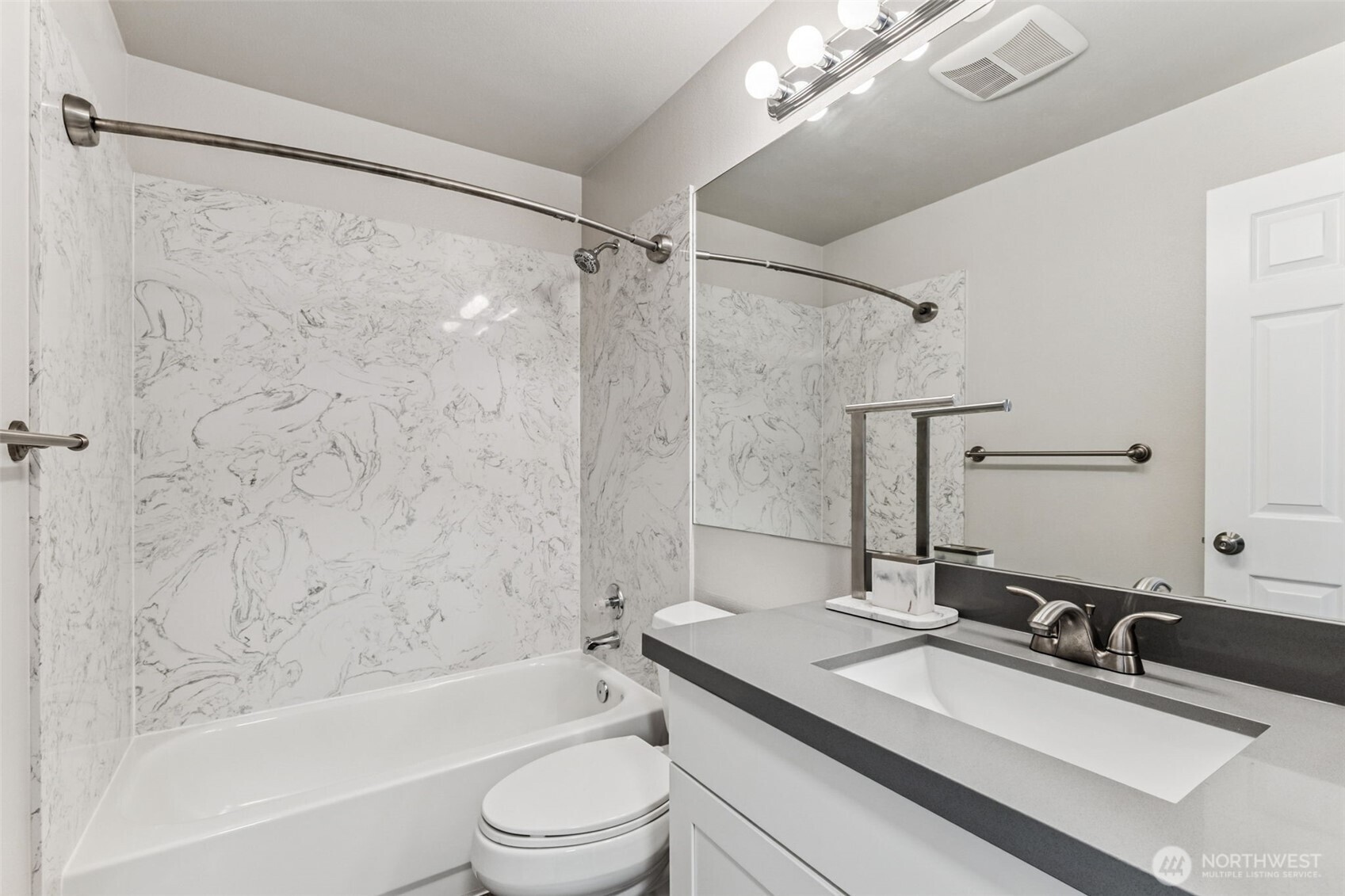 1131 115th Street Southwest, Unit I4 Everett, WA 98204 - Photo 16 of 25