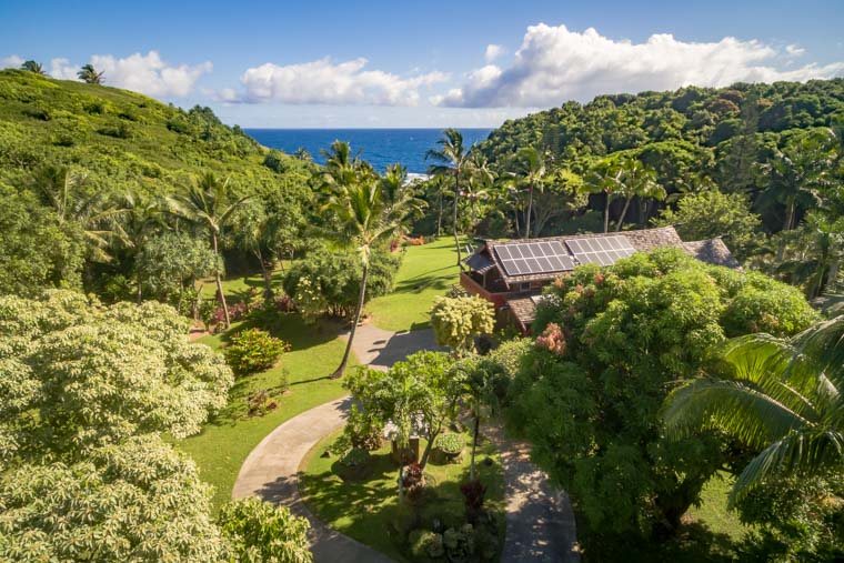 707 Puniawa Road Haiku, HI 96708 - Photo 2 of 30