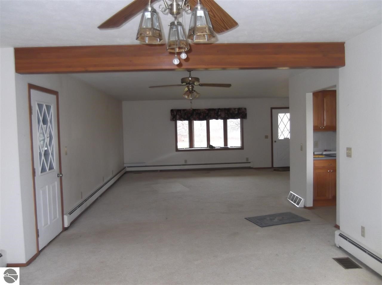 6305 Curtis Road Hale, MI 48739 - Photo 3 of 18 1791980-2.JPG