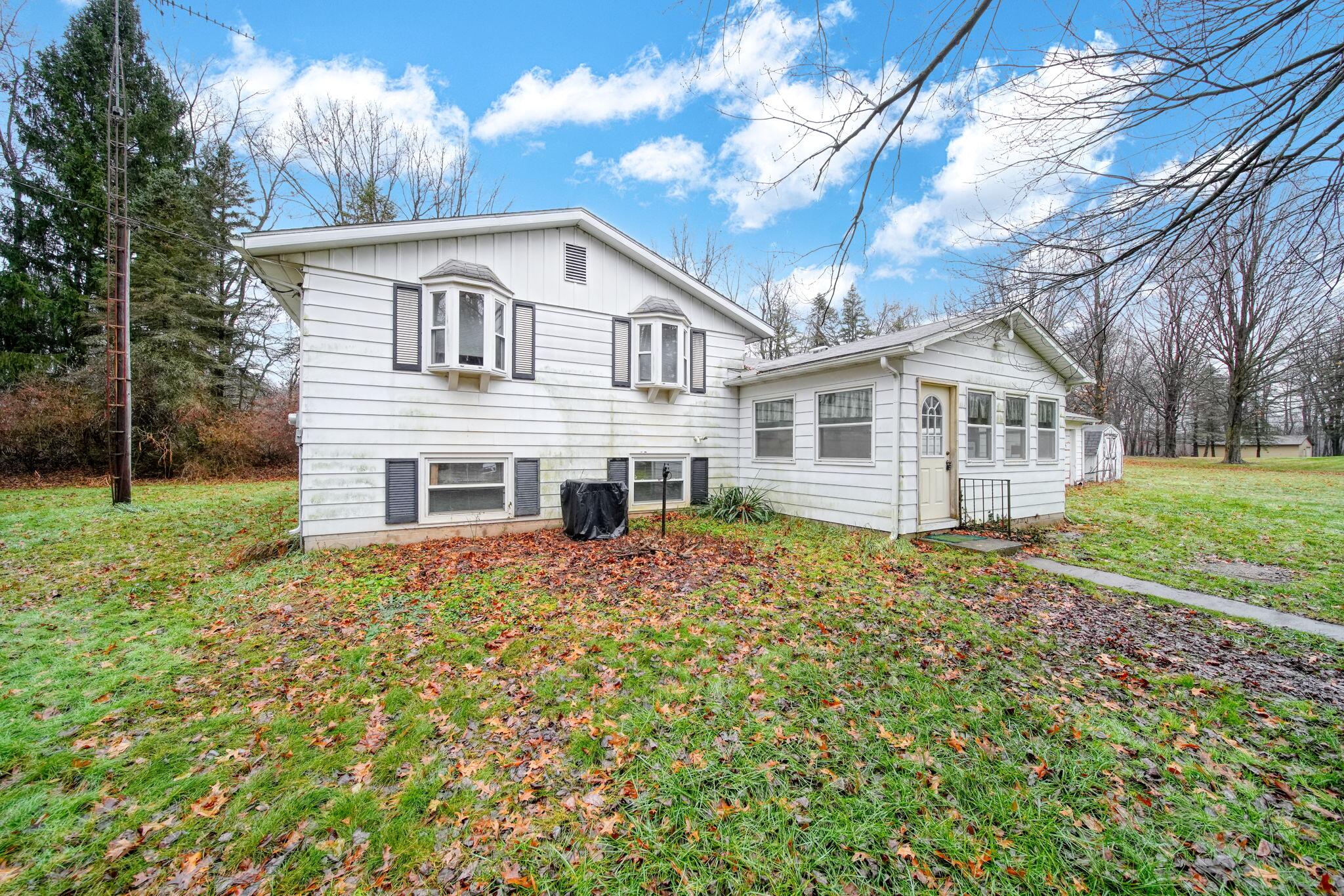 6700 Bennett Road Jackson, MI 49201 - Photo 3 of 47 3