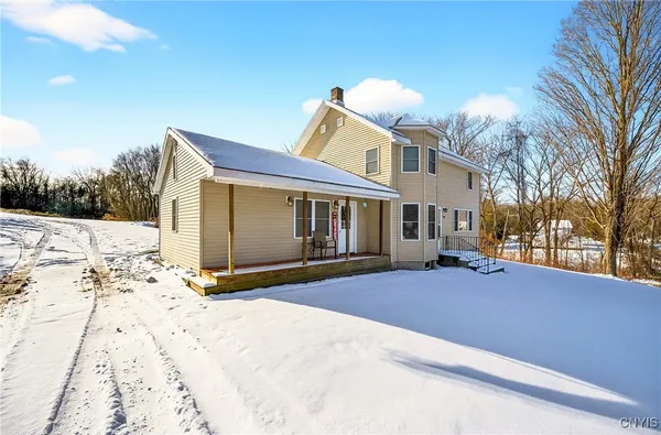 $239,900 | 395 Furniss Station Road, Oswego, NY 13126