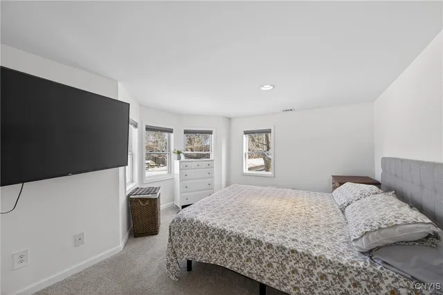 $239,900 | 395 Furniss Station Road, Oswego, NY 13126