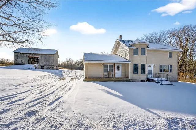 $239,900 | 395 Furniss Station Road, Oswego, NY 13126