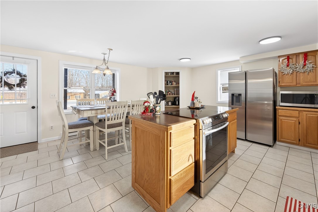 395 Furniss Station Road Oswego, NY 13126 - Photo 9 of 50