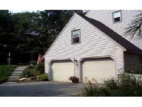 26 Sawyer Road Hampstead, NH 03841 - Photo 2 of 5