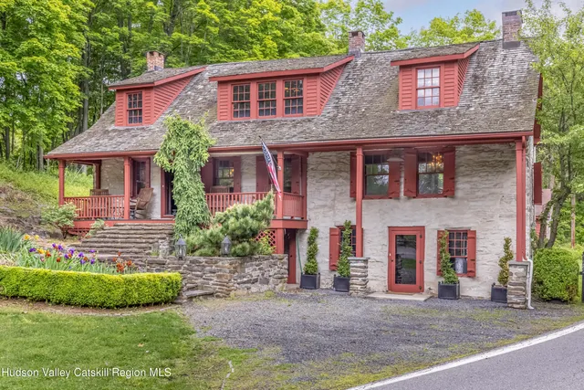 $799,000 | 1282 Old Post Road, New Paltz, NY 12561