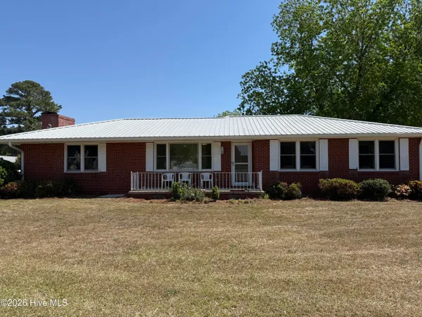 $235,000 | 197 Old State Highway 87, Elizabethtown, NC 28337