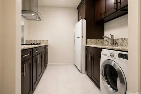 $448,000 | 1617 Kapiolani Boulevard, Unit 402, Honolulu, HI 96814