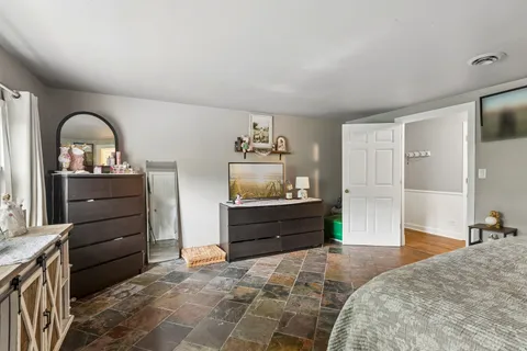 $399,000 | 26735 Highway 173, Antioch, IL 60002