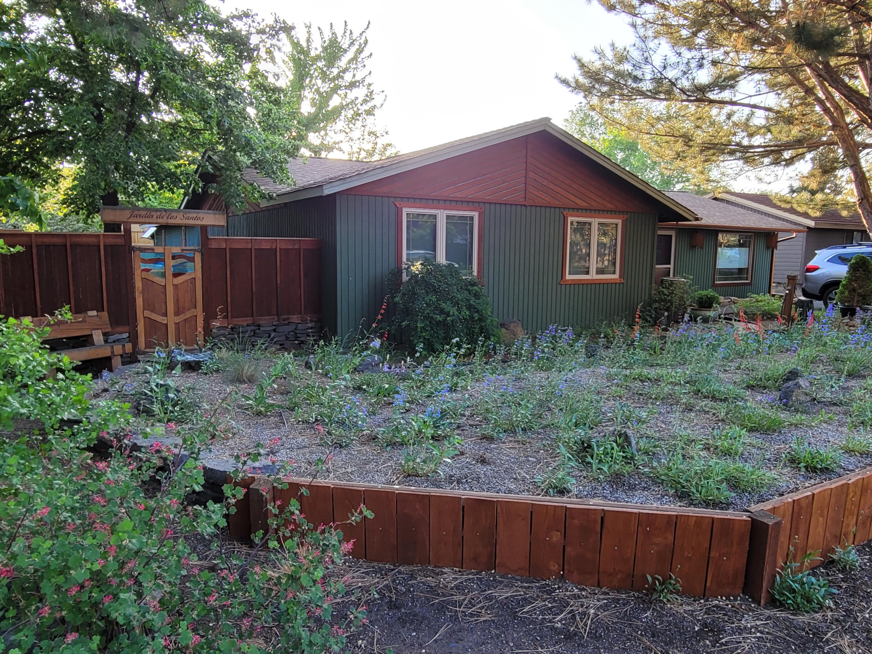 2841 Northeast Shepard Road Bend, OR 97701 - Photo 33 of 34 20230530_193138