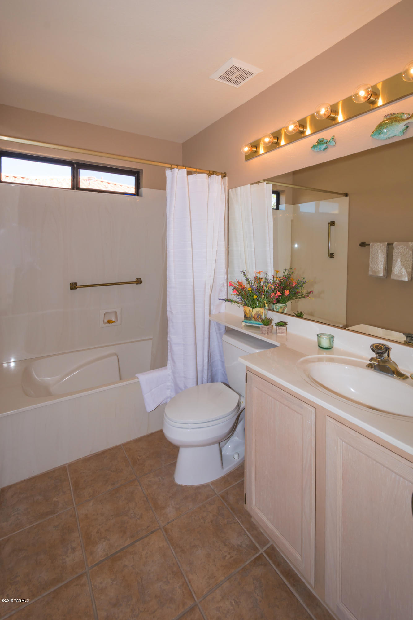 14150 North Dawn Ridge Way Oro Valley, AZ 85755 - Photo 19 of 36