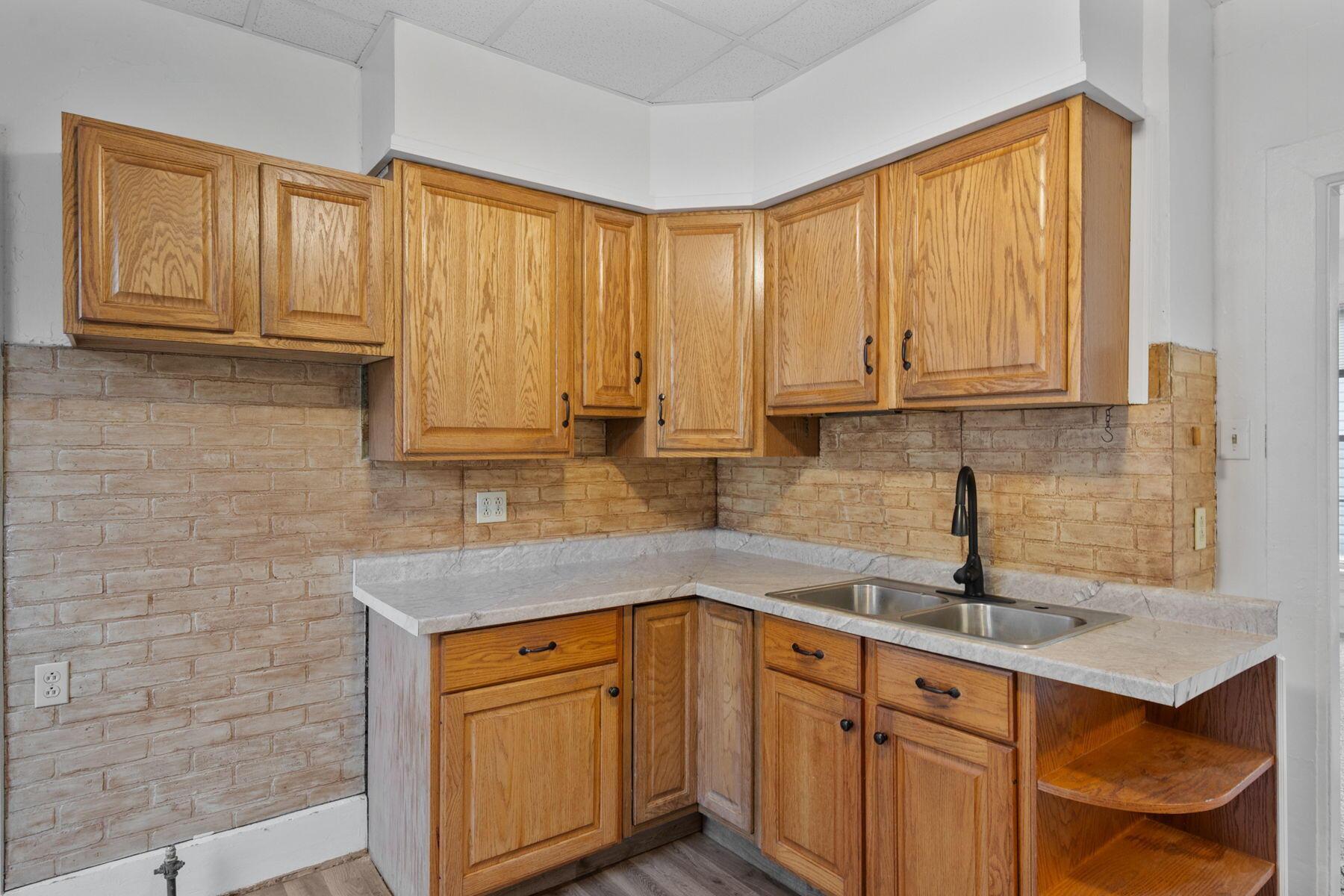 369 North Union Street Delaware, OH 43015 - Photo 15 of 36 Kitchen