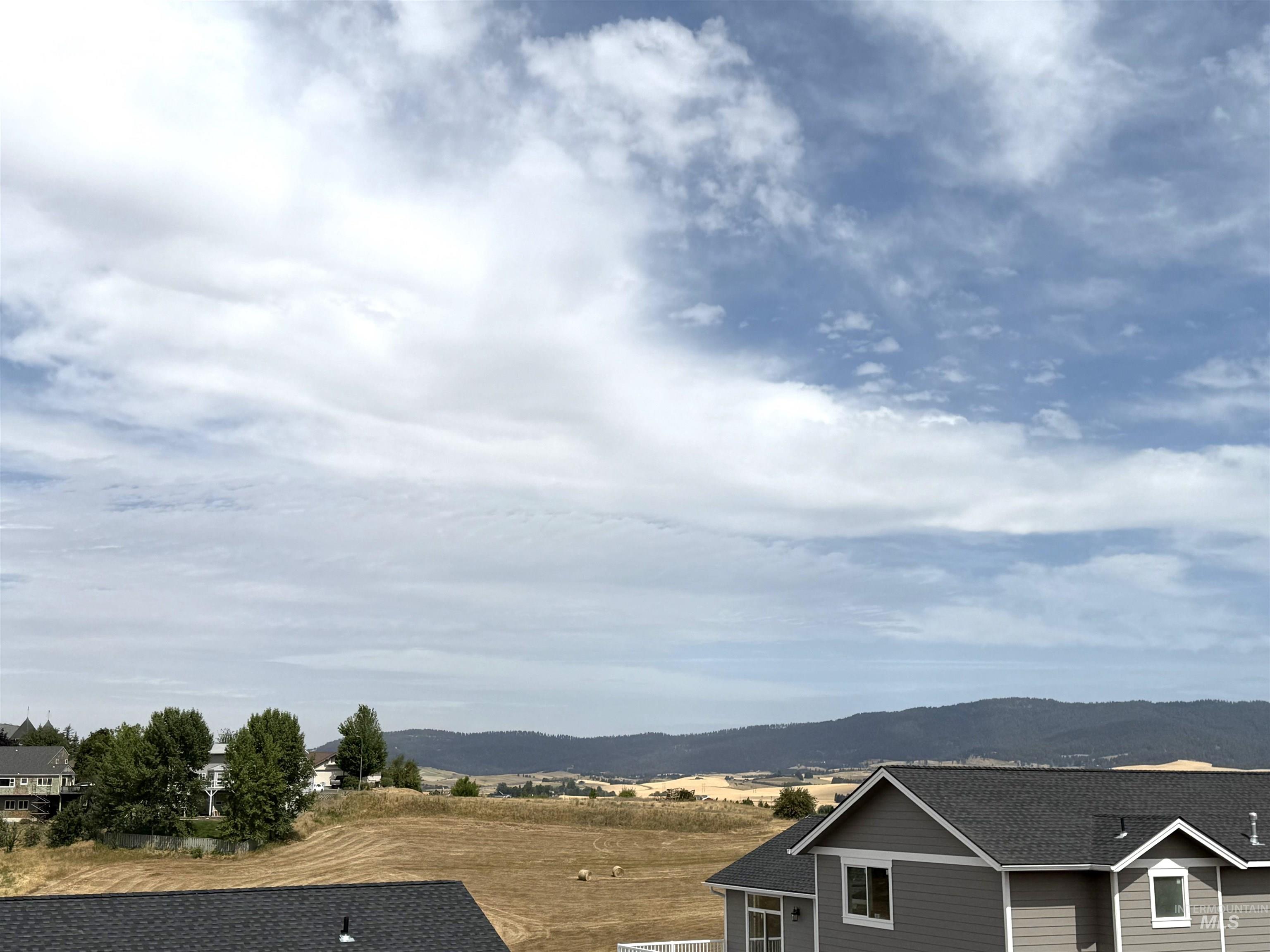 415 Ryan Lane Moscow, ID 83843 - Photo 2 of 10 View of mountain backdrop