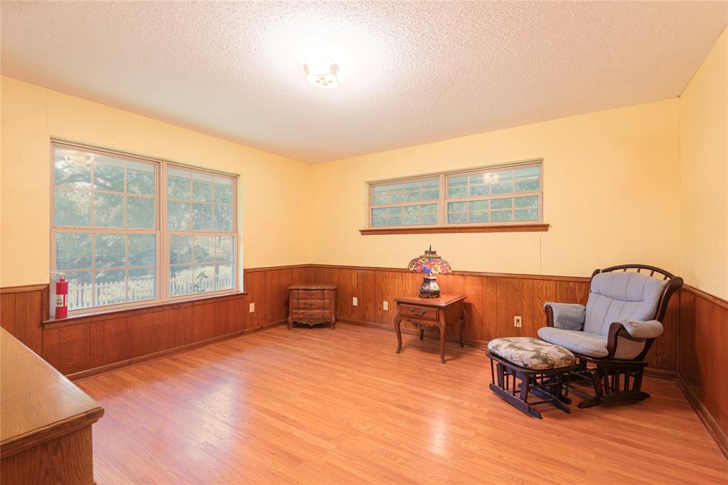 10289 County Road 578 Blue Ridge, TX 75424 - Photo 30 of 39 a living room with furniture and a large window