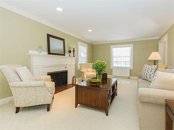 34 Lafayette Road Newton, MA 02462 - Photo 10 of 25