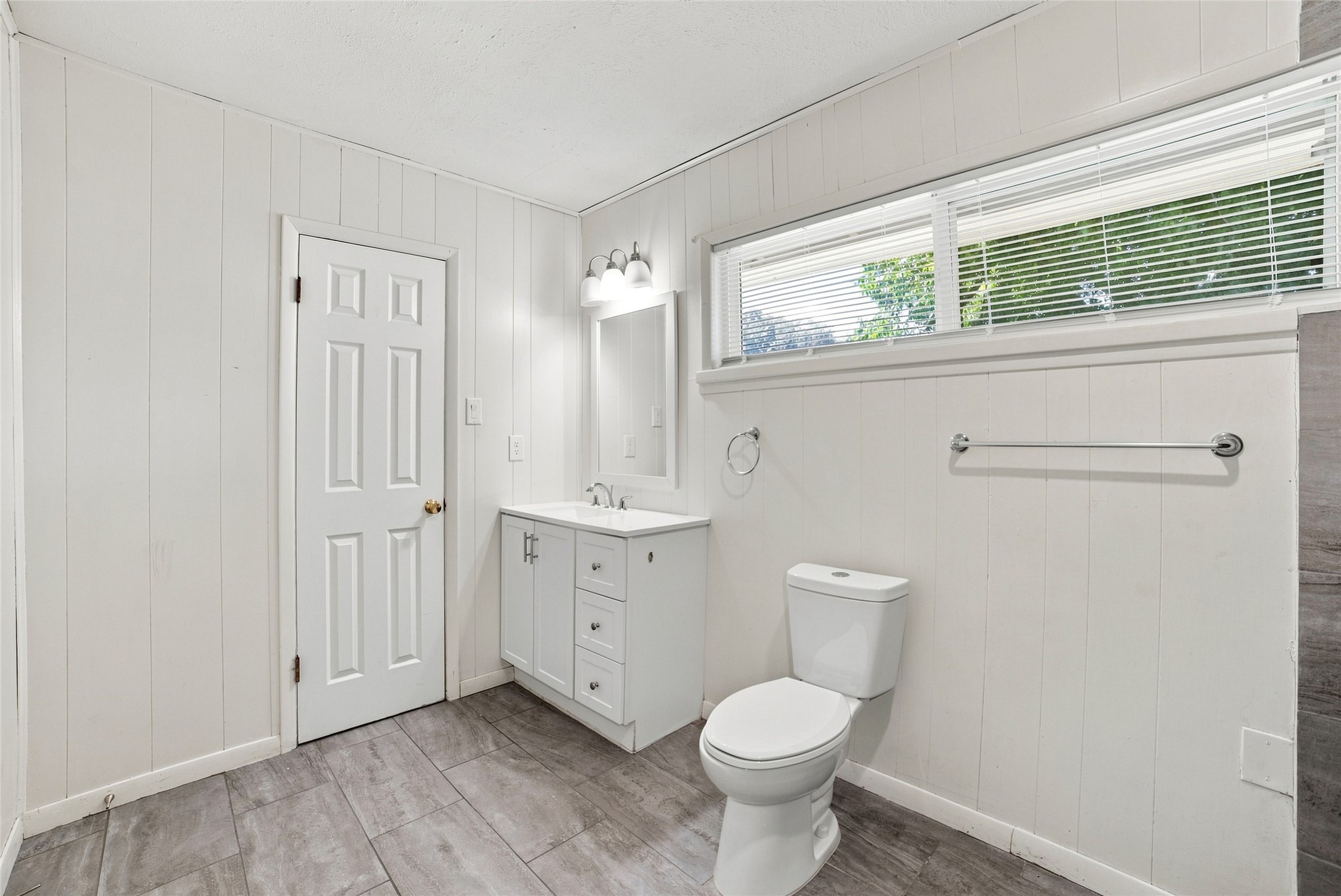5719 Turtle Creek Road Houston, TX 77017 - Photo 10 of 24 Gallery Image 10