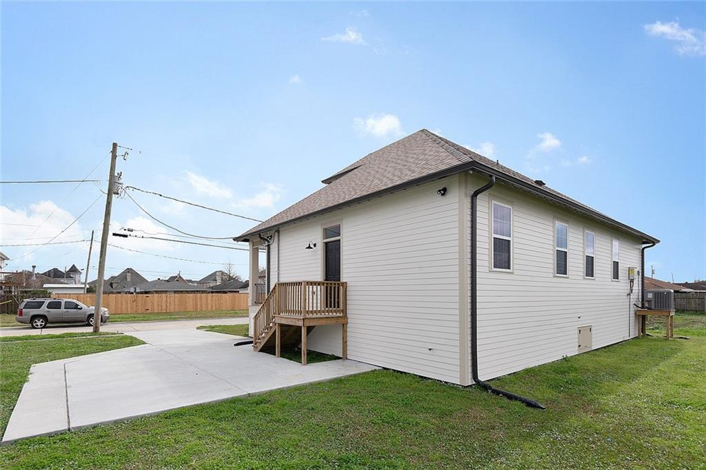 3912 Mumphrey Road Chalmette, LA 70043 - Photo 3 of 22 Gallery Image 3