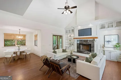 $1,700,000 | 279 Lakeview Avenue Northeast, Atlanta, GA 30305