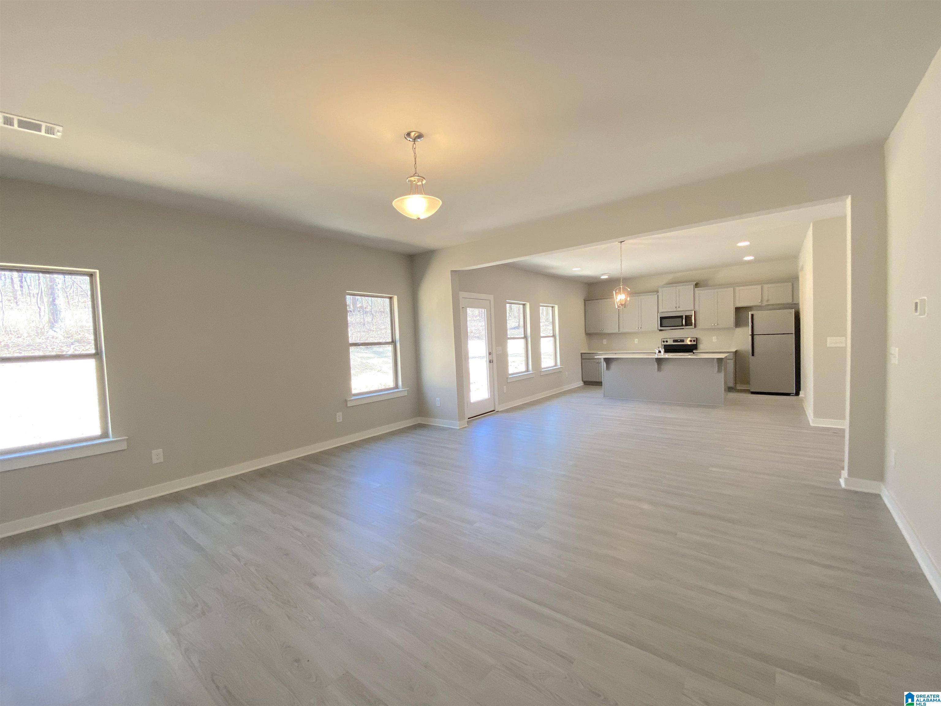 637 Troubadour Lane Jasper, AL 35501 - Photo 16 of 35