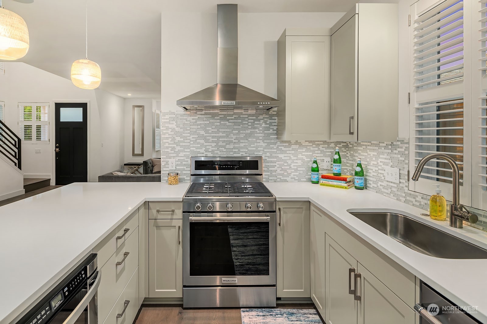732 North 76th Street Seattle, WA 98103 - Photo 11 of 33 Gallery Image 11