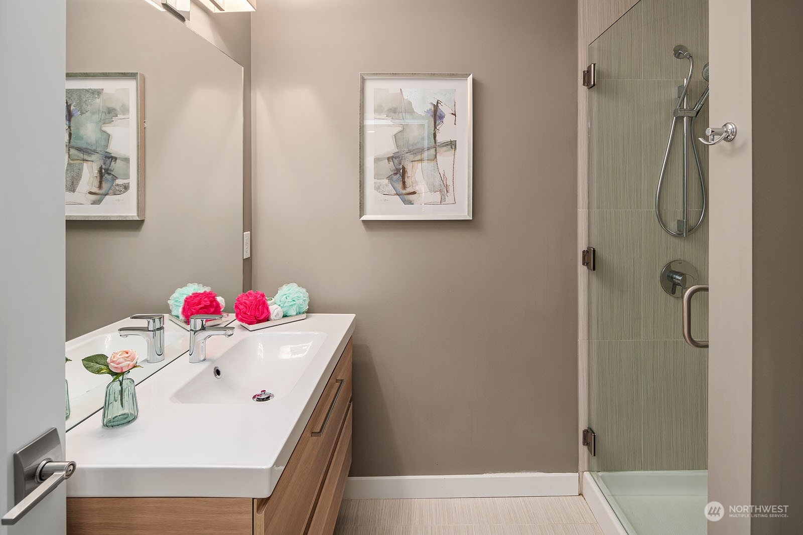 732 North 76th Street Seattle, WA 98103 - Photo 29 of 33 Gallery Image 29