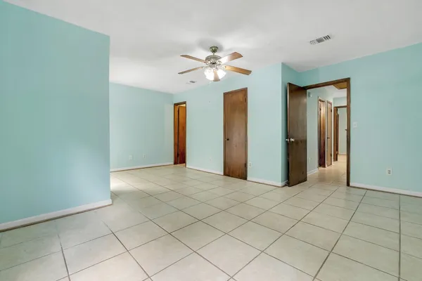 $215,000 | 1208 Cross Creek Way, Unit 1, Tallahassee, FL 32301