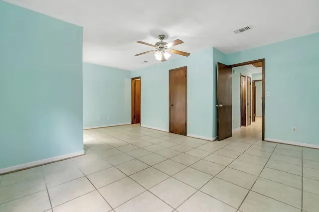 $215,000 | 1208 Cross Creek Way, Unit 1, Tallahassee, FL 32301