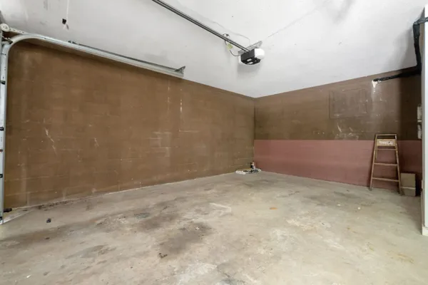 $215,000 | 1208 Cross Creek Way, Unit 1, Tallahassee, FL 32301