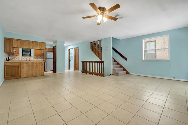 $215,000 | 1208 Cross Creek Way, Unit 1, Tallahassee, FL 32301