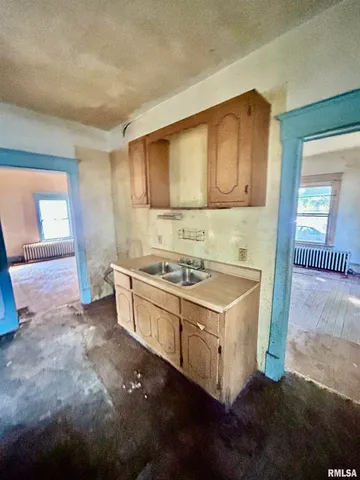 $24,900 | 2428 North 15th Street, Springfield, IL 62702