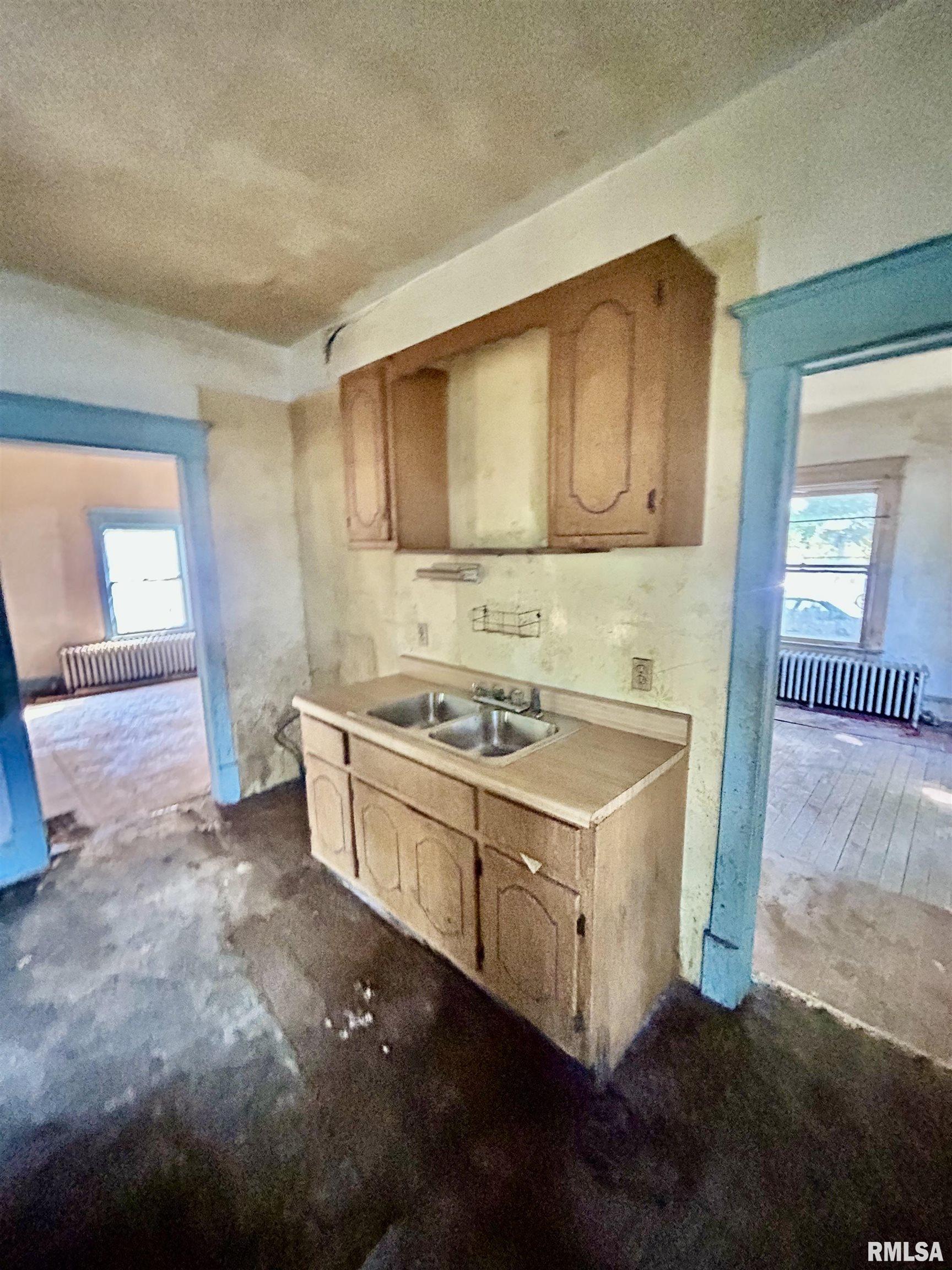 2428 North 15th Street Springfield, IL 62702 - Photo 4 of 9