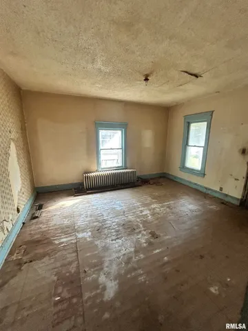 $24,900 | 2428 North 15th Street, Springfield, IL 62702