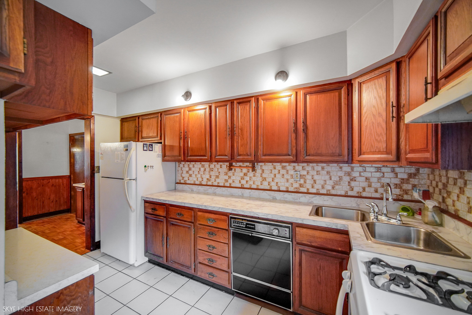 12 Elmore Street Park Ridge, IL 60068 - Photo 8 of 23