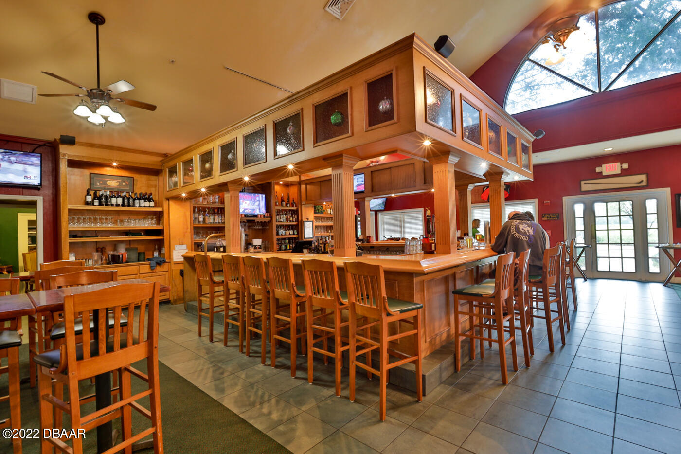 1464 Kinnard Circle Ormond Beach, FL 32174 - Photo 9 of 18 a view of a chairs and table in a patio