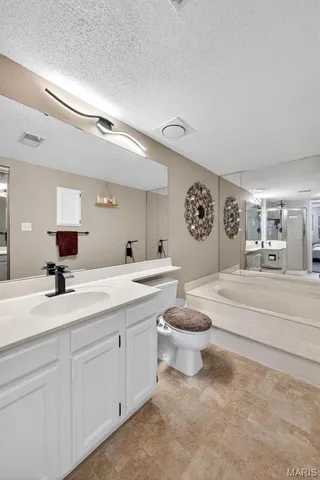 $145,000 | 1436 Heritage Landing, Unit 203, St. Charles, MO 63303