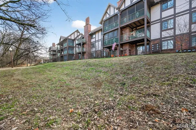 $145,000 | 1436 Heritage Landing, Unit 203, St. Charles, MO 63303