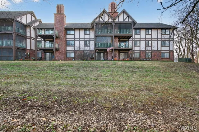 $145,000 | 1436 Heritage Landing, Unit 203, St. Charles, MO 63303