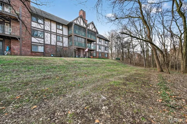 $145,000 | 1436 Heritage Landing, Unit 203, St. Charles, MO 63303